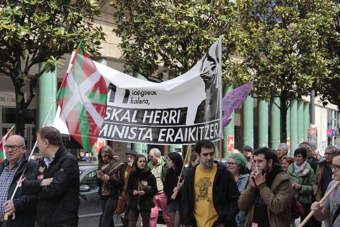 Pentsionisten, emakumeen eta 5 1525176514073