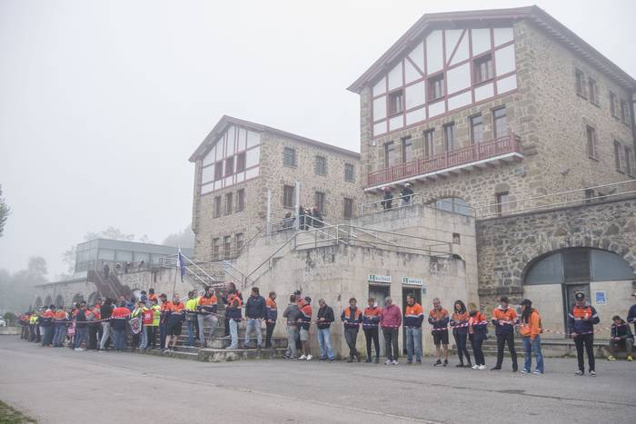 Giza katea osatu dute Tubos  17 1776687342622