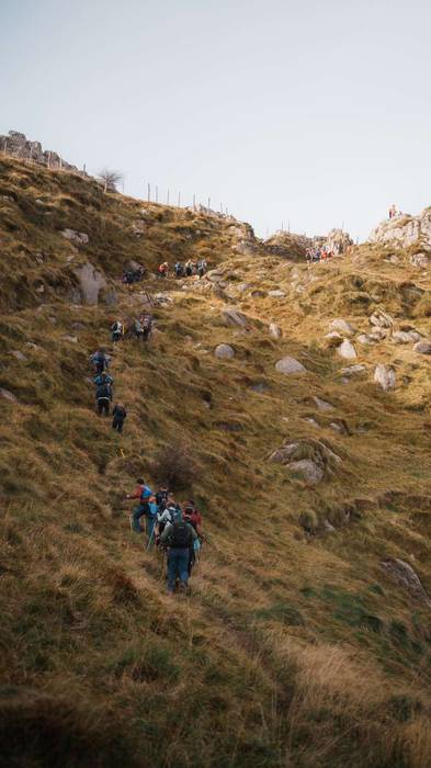 Gorobel Ibilaldiak ehuna men 55 1762257284074