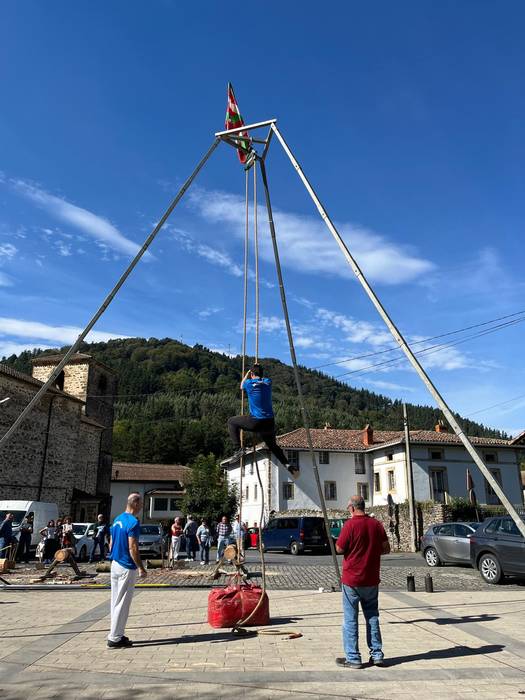 Herri kirolen artean omendu  10 1759173784342