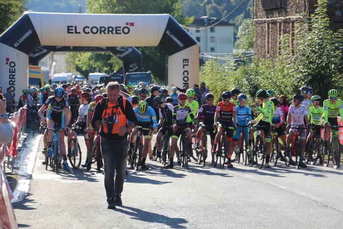 Jendetza erakarri zuen Laudi 68 1572181133885