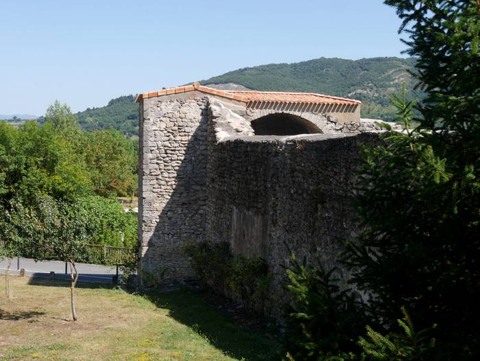 Harresiaren obra (3)