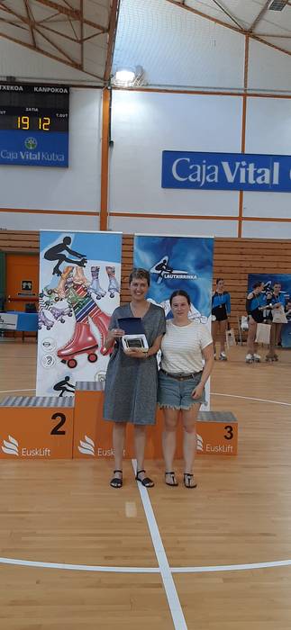 Lagunarteko giroa nagusi Lau 6 1751280222944