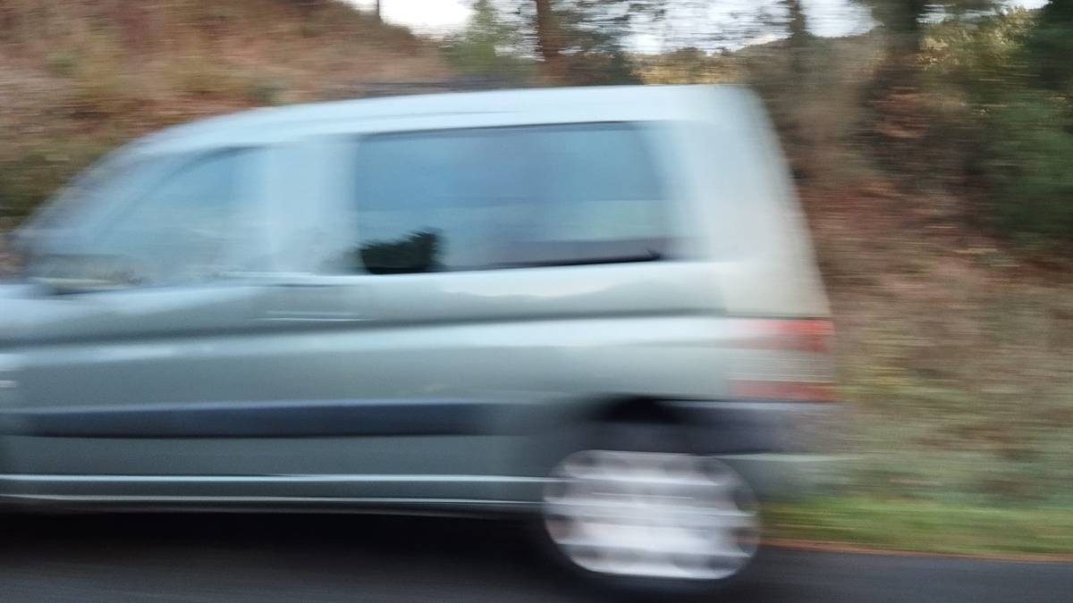 Bi lagun ospitaleratu zituzten larunbatean, Luiaondon bi auto istripu gertatu eta gero