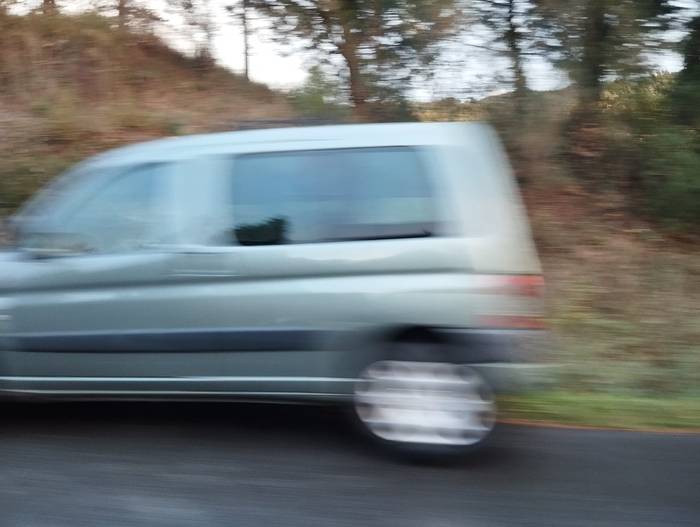 Bi lagun ospitaleratu zituzten larunbatean, Luiaondon bi auto istripu gertatu eta gero