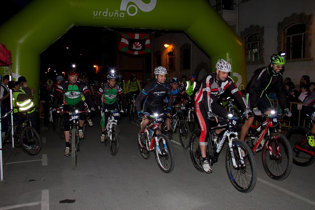 Gualdetxu MBT Taldeak “Urduña Hiria” gau-martxaren III. edizioa aurkeztu du
