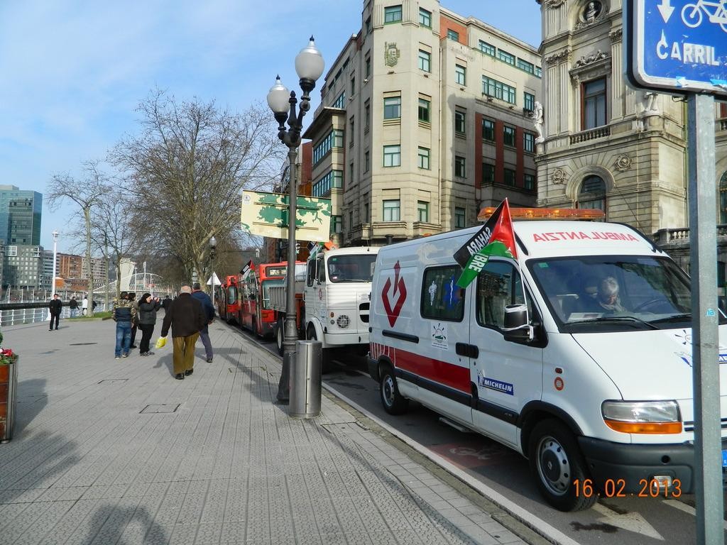 4000 kilo inguru jaso dira Aiaraldetik IX. Sahararen aldeko Karabanara