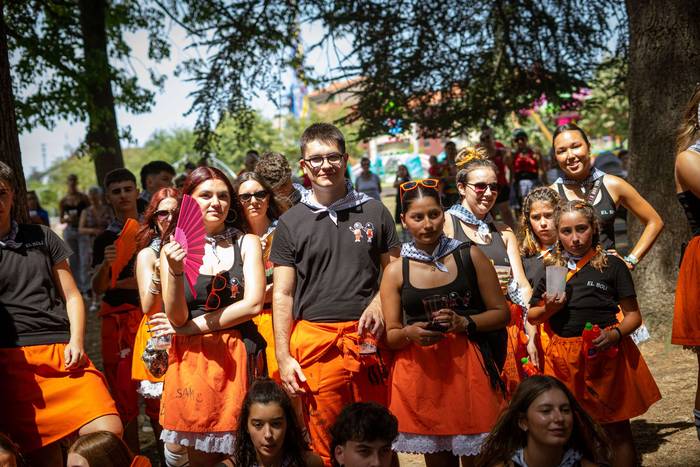 Amurrioko Kuadrillek ate jok 20 1755001076256