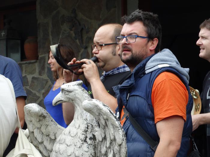 Alboken doinuek bete zuten L 32 1496648777060