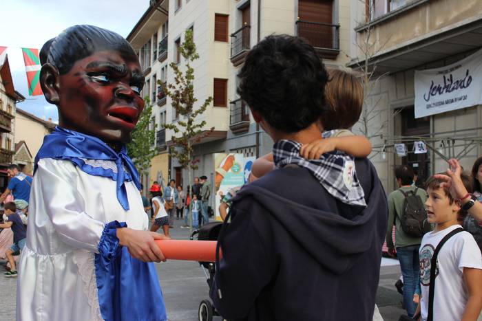 Txupina jaurtita hasi dira O 28 1504206296783