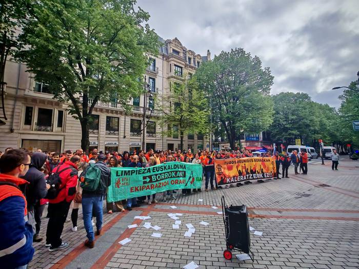 Bilboko kaleetara jo dute Tu 19 1776166125160