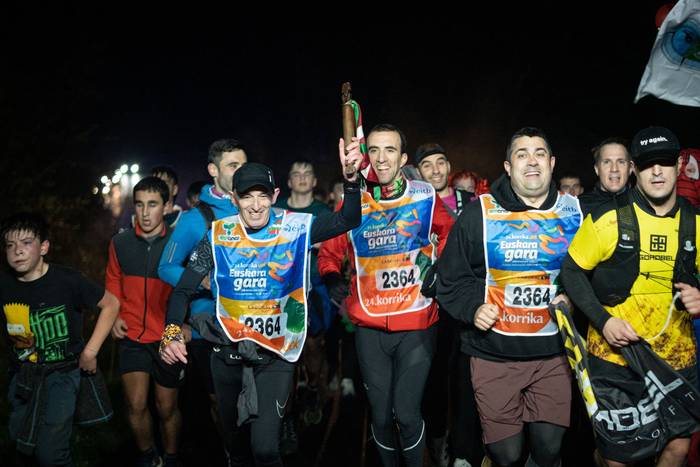 Ehunka lagun atera ditu Korr 24 1774596768629