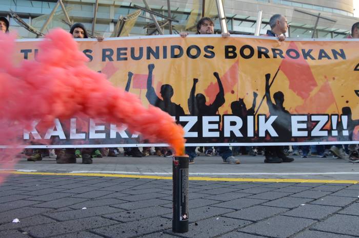 Tubos Reunidoseko langileek  2 1772101012926