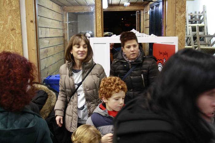 Aiaran ere armairutik atera  12 1511252085954