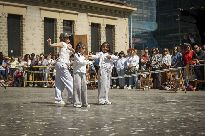 Dantzaz bete dute Amurrioko  59 1776607549787