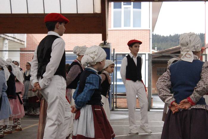 Dantzari Egunak herriguneko  85 1521468420081