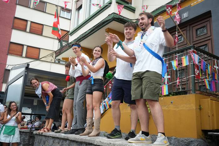 Joko eta kontzertu artean am 18 1755522948005