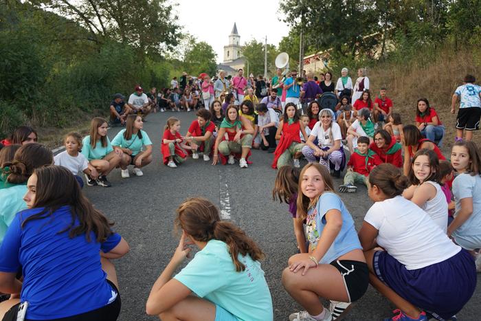 Arteko Gure Aman elkartu eta 26 1757796294175