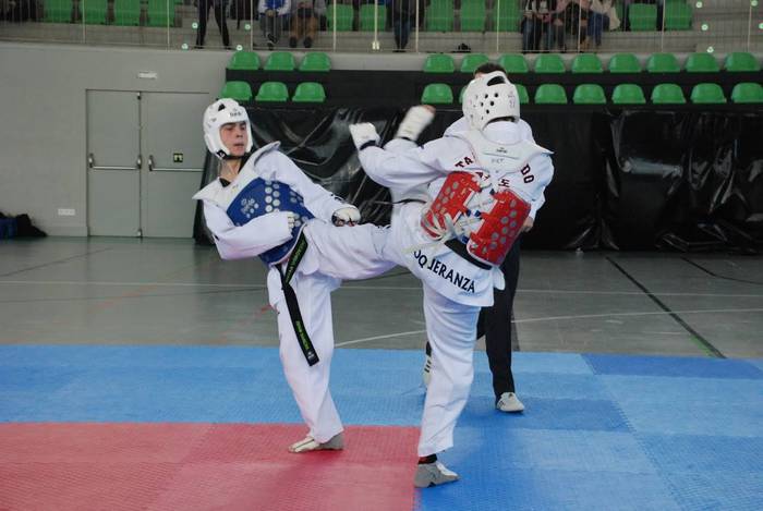 Zilarra eskuratu zuten laudi 11 1516989522462