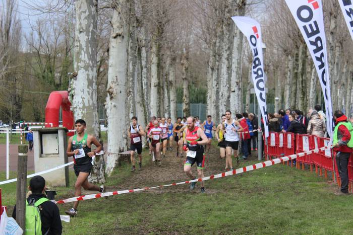 Ehunka lasterkarik bete ditu 1 1518370823907