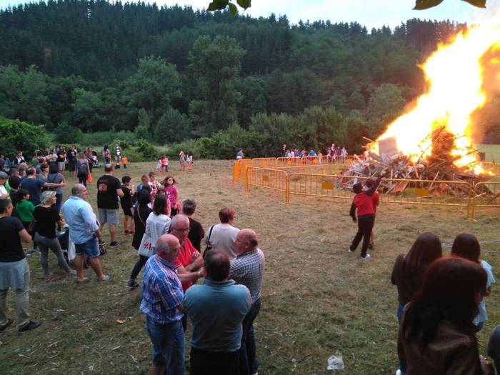 Hainbat txokotan ospatu zitu 66 1498308721235