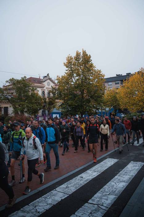 Gorobel Ibilaldiak ehuna men 29 1762257269053