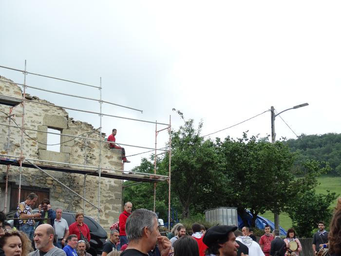 Alboken doinuek bete zuten L 35 1496648938936