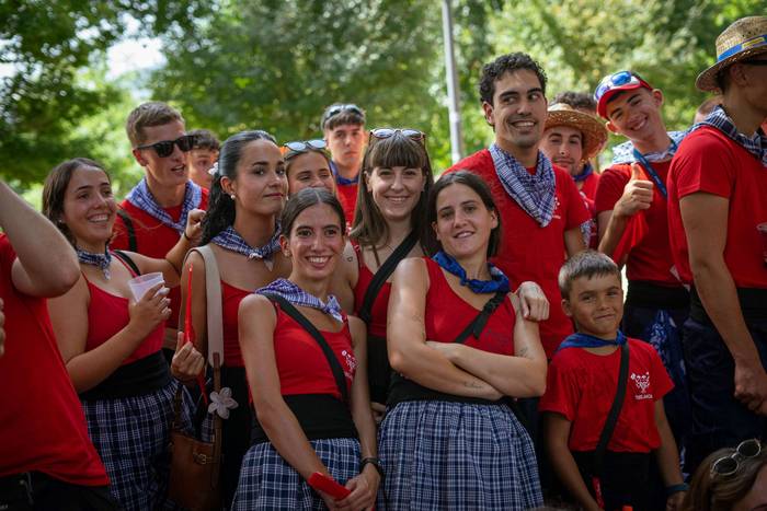 Amurrioko Kuadrillek ate jok 19 1755001074469