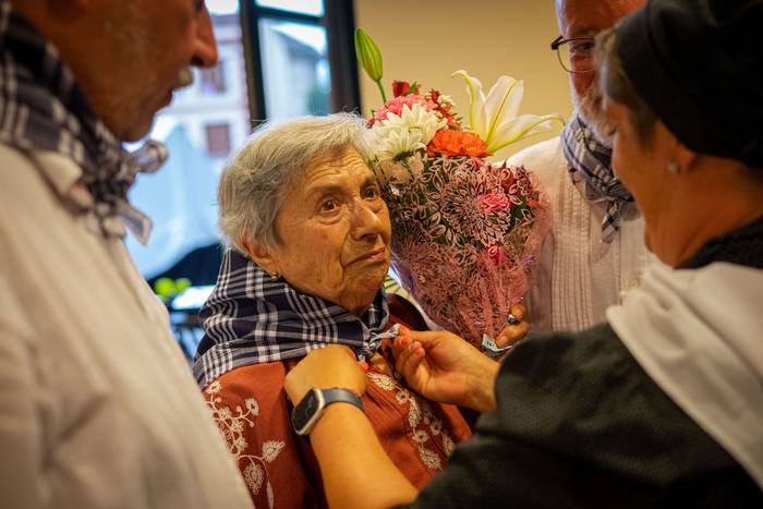 Lehertu da festa-giroa Amurr 27 1755025669097