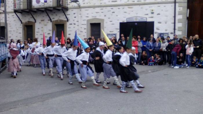 Dantza eta musika artean has 58 1524869142898