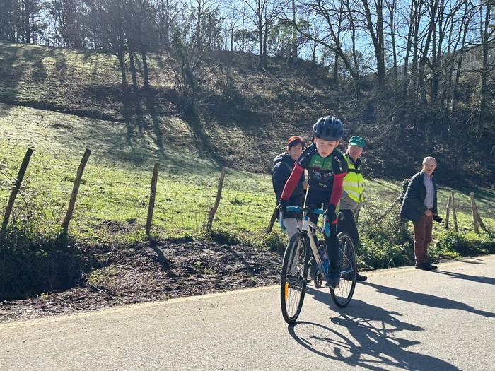 Txirrindulari gazteek erloju 22 1771856245664