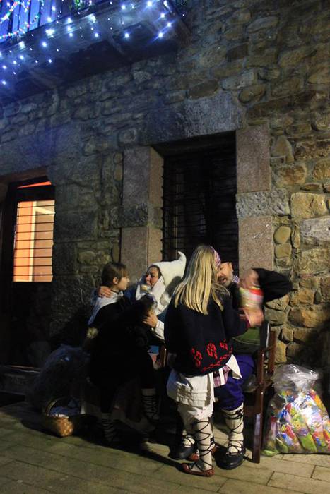 Olentzero eta Maridomingi Ai 63 1514222746497