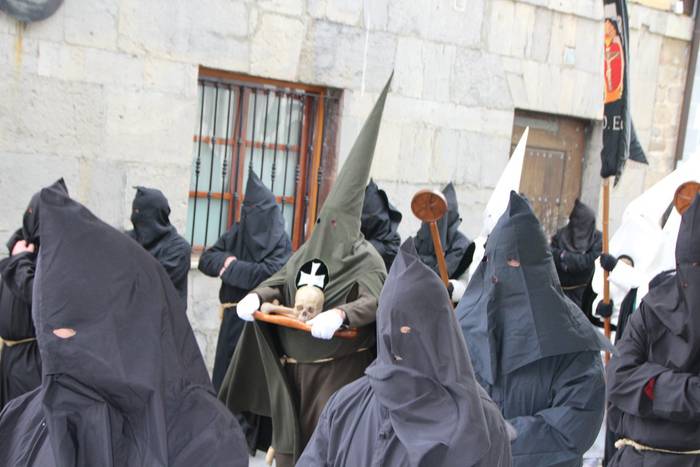 Ostiral Santua Urduñan