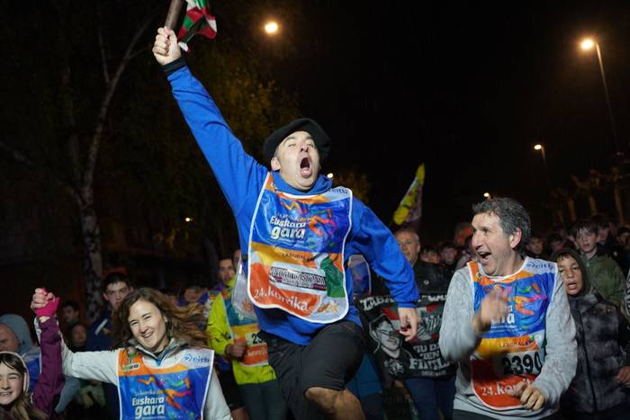 Aldarrikapenez eta pirotekni 160 1774615637881