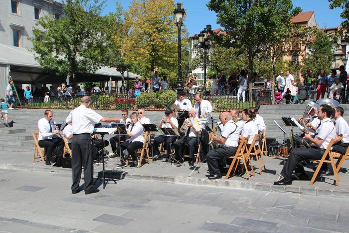 Euskal kanta herrikoien topa 34 1504519606033