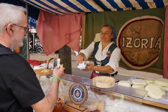 Baserritar Eguneko saltokiek 24 1756469005979