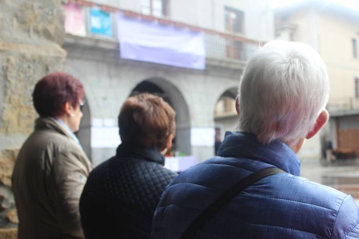 Aldarri ozena genero indarke 24 1511632722160