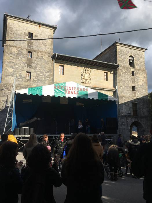 Parekidetasunaren eta euskar 21 1493367458490