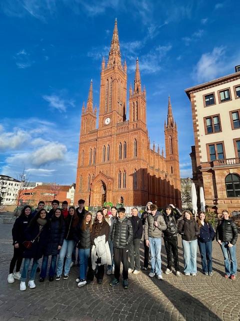 Wiesbadenen, Frankfurten, el 54 1774854549266