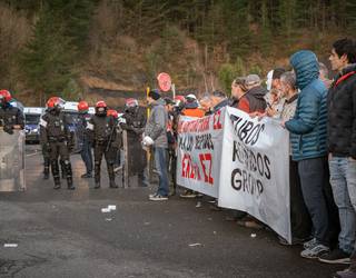 301 kaleratze egin nahi dituela iragarri du Tubos Reunidosek, 274 Amurrion