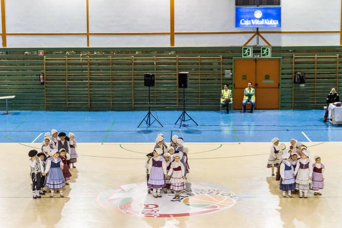 Itxarkundiak ehunka lagun ba 51 1513677784966