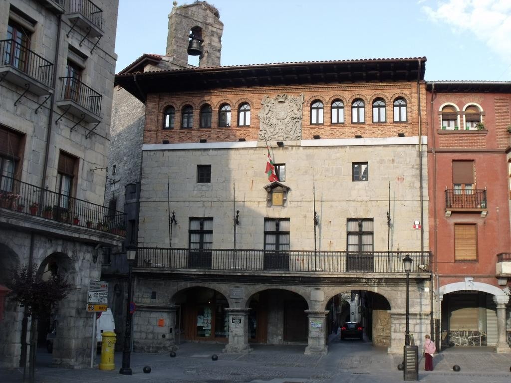 Urduñederra sozietate publikoan parte hartzeko udal proposamena errefusatu du Aldundiak