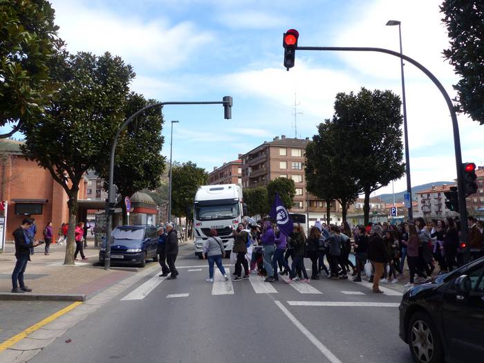 Greba feministaren goizeko t 58 1520512328954