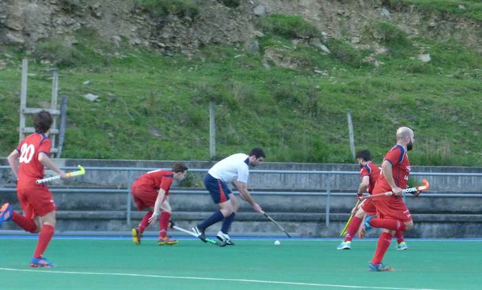 Ganbegi Hockey taldeak ez du 4 1489960307993