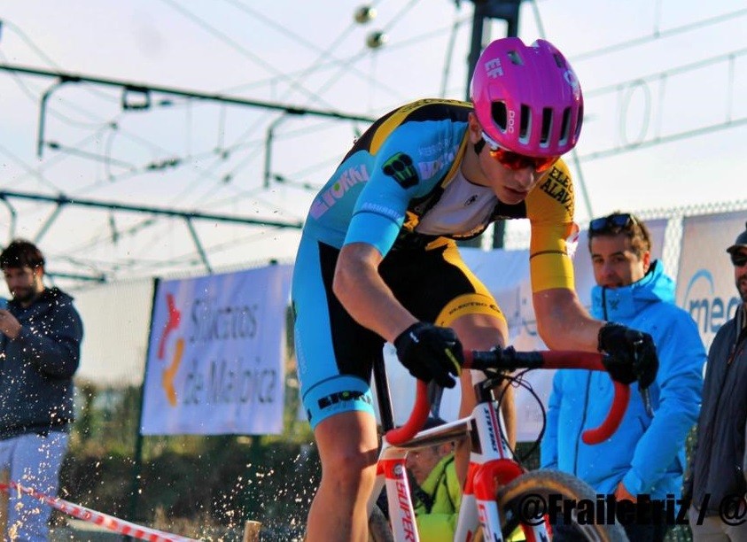 Iñaki Guaresti izan da 2. Euskadiko Ziklokros Txapelketan Sub-23 kategorian eta 9. sailkapen orokorrean