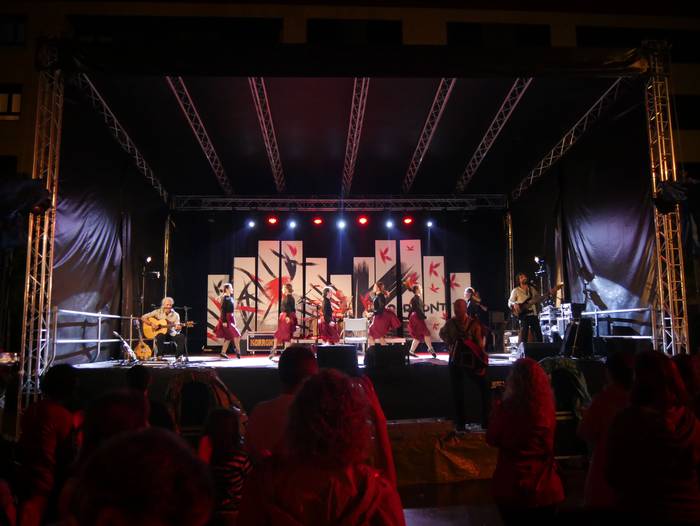 Itxarkundia eta Akelarre Lau 76 1661753187509