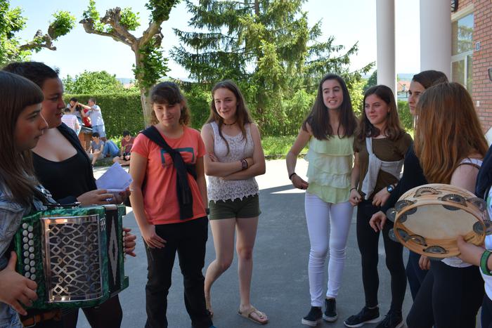 Zaraobe Ikasleek eginiko pla 25 1495630125928