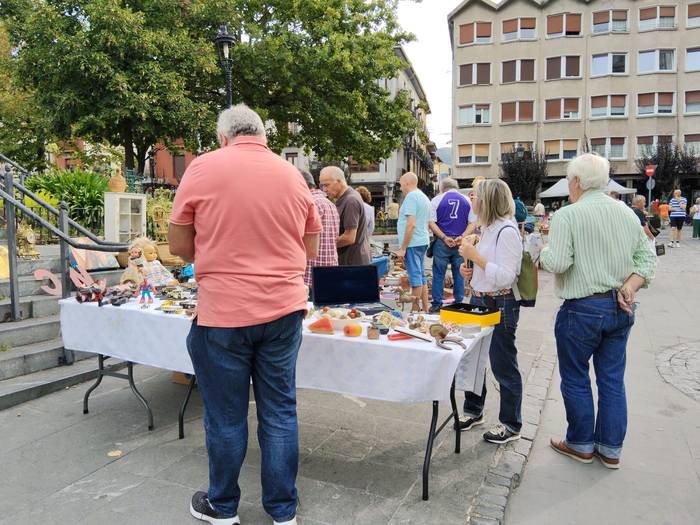 Antzinako objektuz eta bildu 59 1758390959364