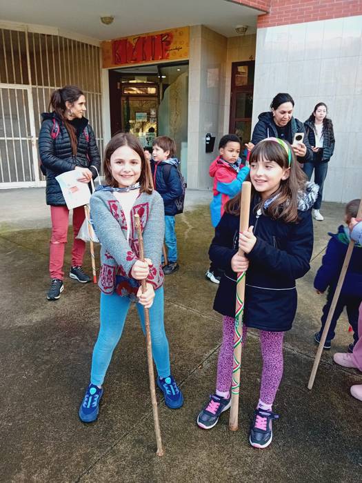 Agate Deunaren bezperak adin 25 1770290674105