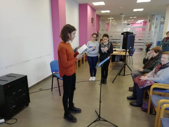 POESIA EMANALDIA - MARTXOAK 8